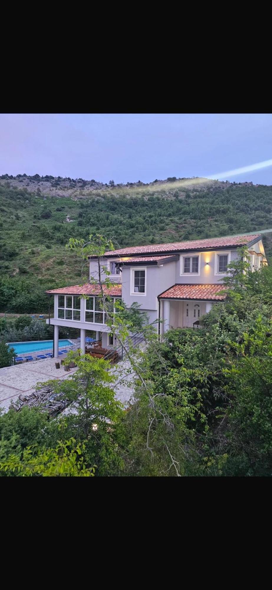 שקודר Qyteza Guest House & Camping מראה חיצוני תמונה